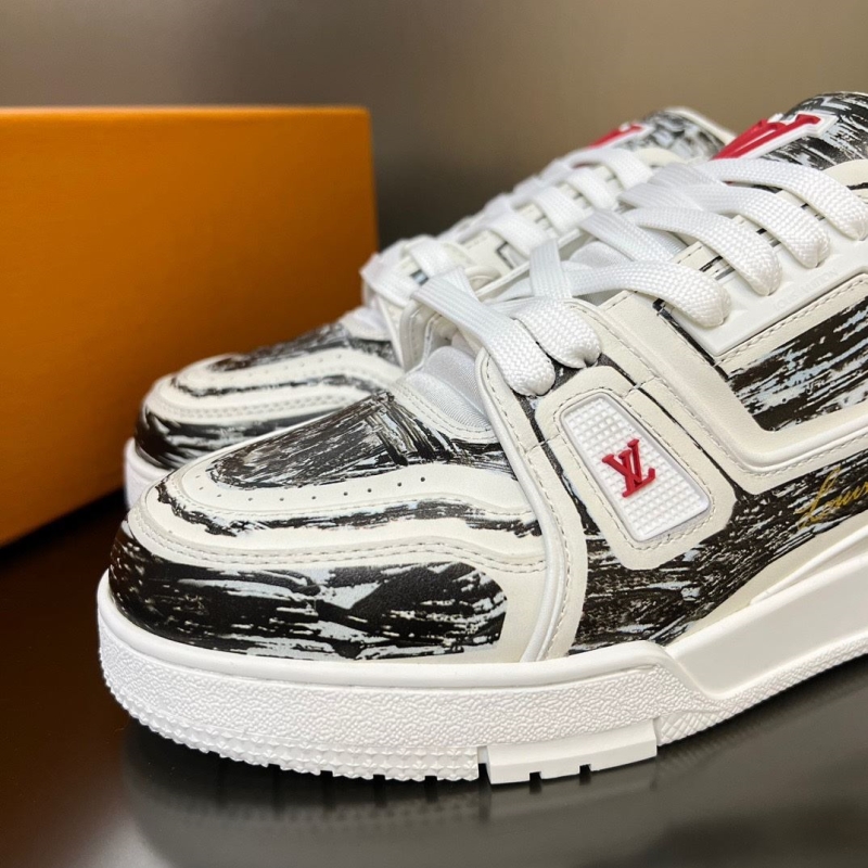 Louis Vuitton Sneakers